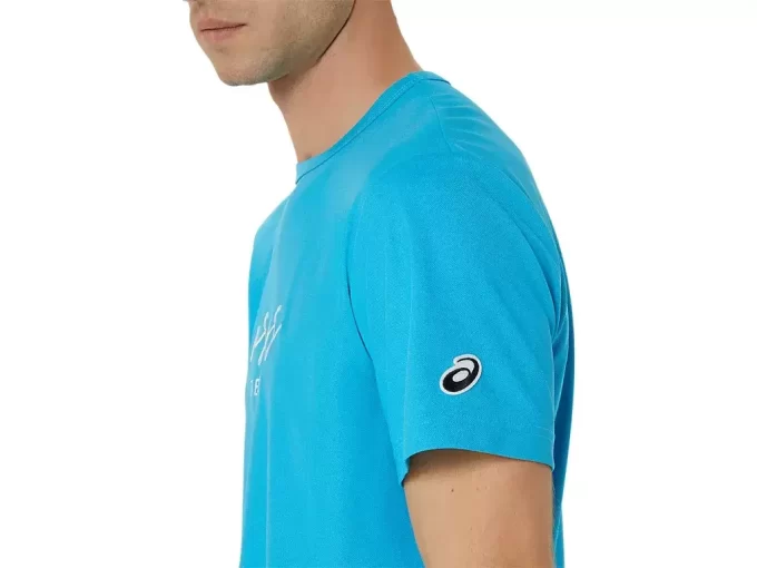 MEN’S CLASSIC GRAPHIC TEE MEN’S CLASSIC GRAPHIC TEE