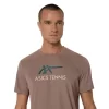 MEN’S COURT GRAPHIC TEE