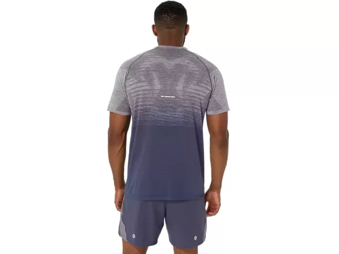 MEN’S SEAMLESS SHORT SLEEVE TOP MEN’S SEAMLESS SHORT SLEEVE TOP