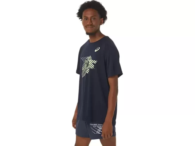 MEN’S SHOES GRAPHIC SHORT SLEEVE TOP MEN’S SHOES GRAPHIC SHORT SLEEVE TOP