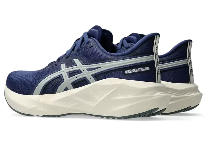 NOVABLAST 5 ASICS TRACK CLUB NOVABLAST 5 ASICS TRACK CLUB