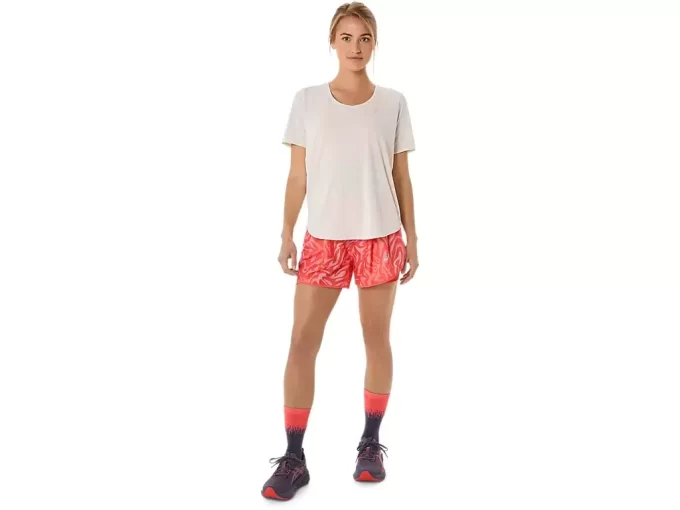 ROAD V-NECK SHORT SLEEVE TOP ROAD V-NECK SHORT SLEEVE TOP