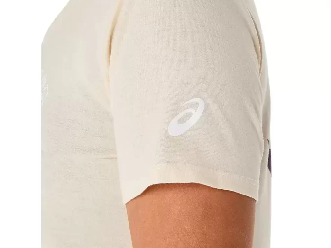 WOMEN’S ASICS NATURE V-NECK SHORT SLEEVE TEE WOMEN’S ASICS NATURE V-NECK SHORT SLEEVE TEE