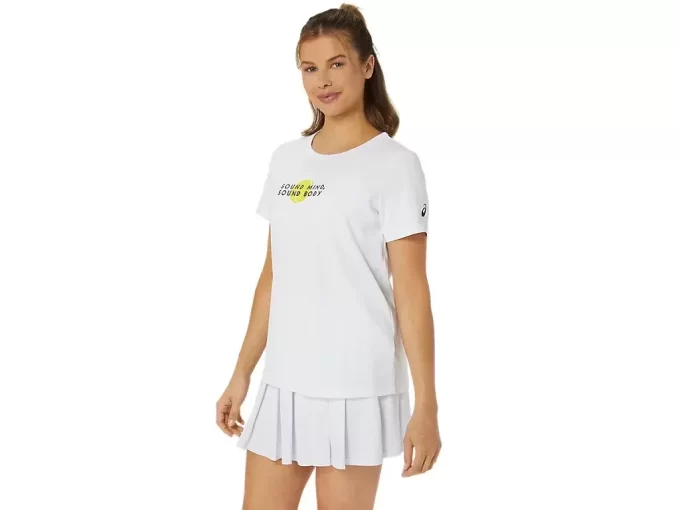 WOMEN’S CLASSIC GRAPHIC TEE