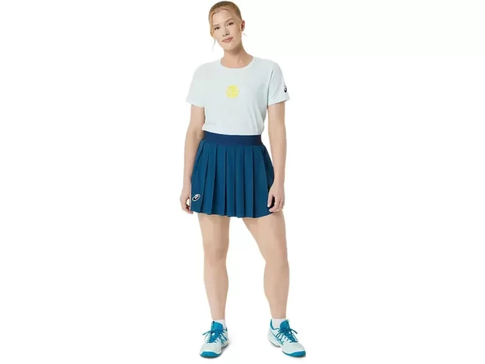 WOMEN’S CLASSIC GRAPHIC TEE