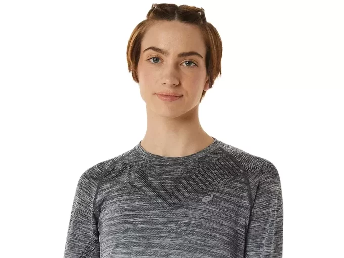 WOMEN’S SEAMLESS LONG SLEEVE TOP WOMEN’S SEAMLESS LONG SLEEVE TOP