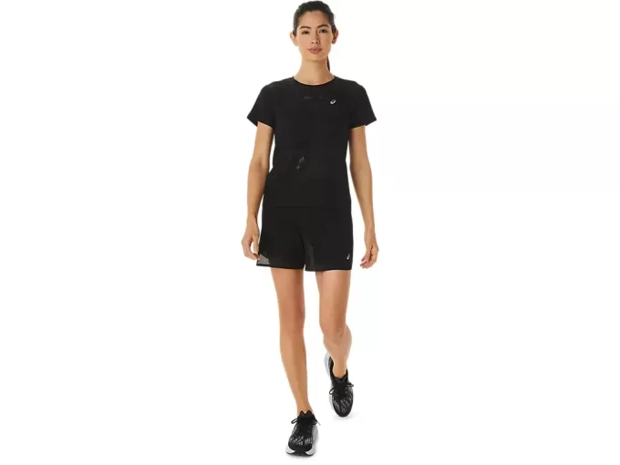 WOMEN’S VENTILATE 2-N-1 3.5IN SHORT WOMEN’S VENTILATE 2-N-1 3.5IN SHORT