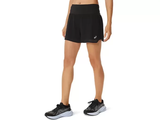 WOMEN’S VENTILATE 2-N-1 3.5IN SHORT WOMEN’S VENTILATE 2-N-1 3.5IN SHORT
