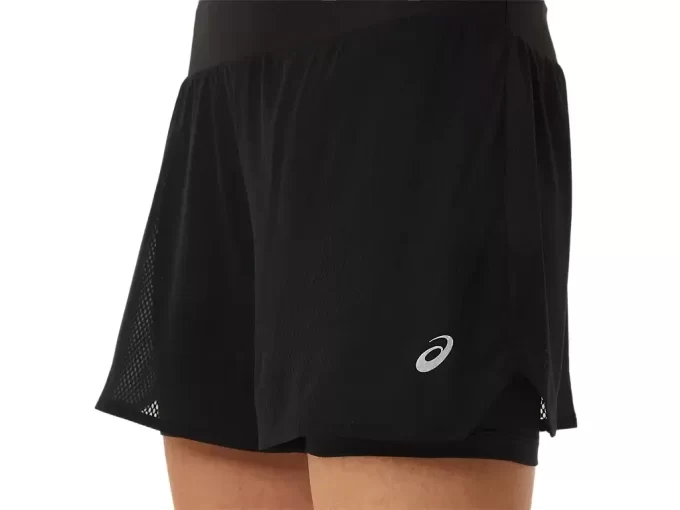 WOMEN’S VENTILATE 2-N-1 3.5IN SHORT WOMEN’S VENTILATE 2-N-1 3.5IN SHORT